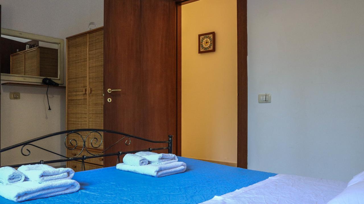 Rooms & Apartments La Spiaggia - 加利波利 外观 照片