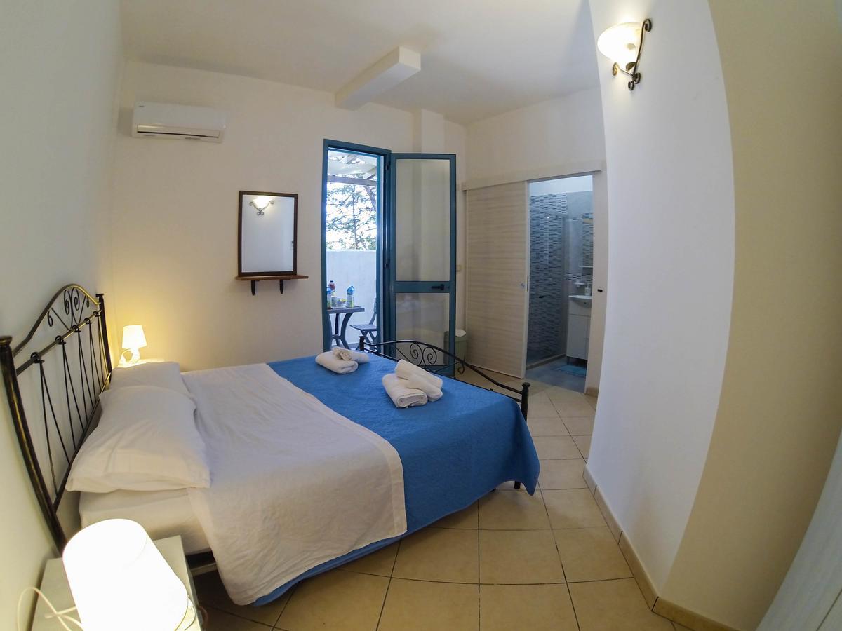 Rooms & Apartments La Spiaggia - 加利波利 外观 照片