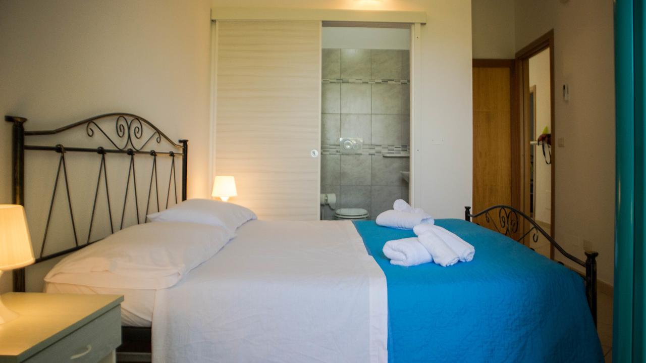 Rooms & Apartments La Spiaggia - 加利波利 外观 照片